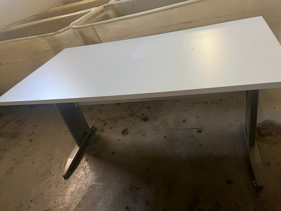 Dřevěný nábytek - 10