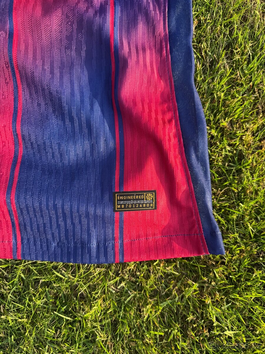 Dres Lamine Yamal FC Barcelona 2025/26 - 10