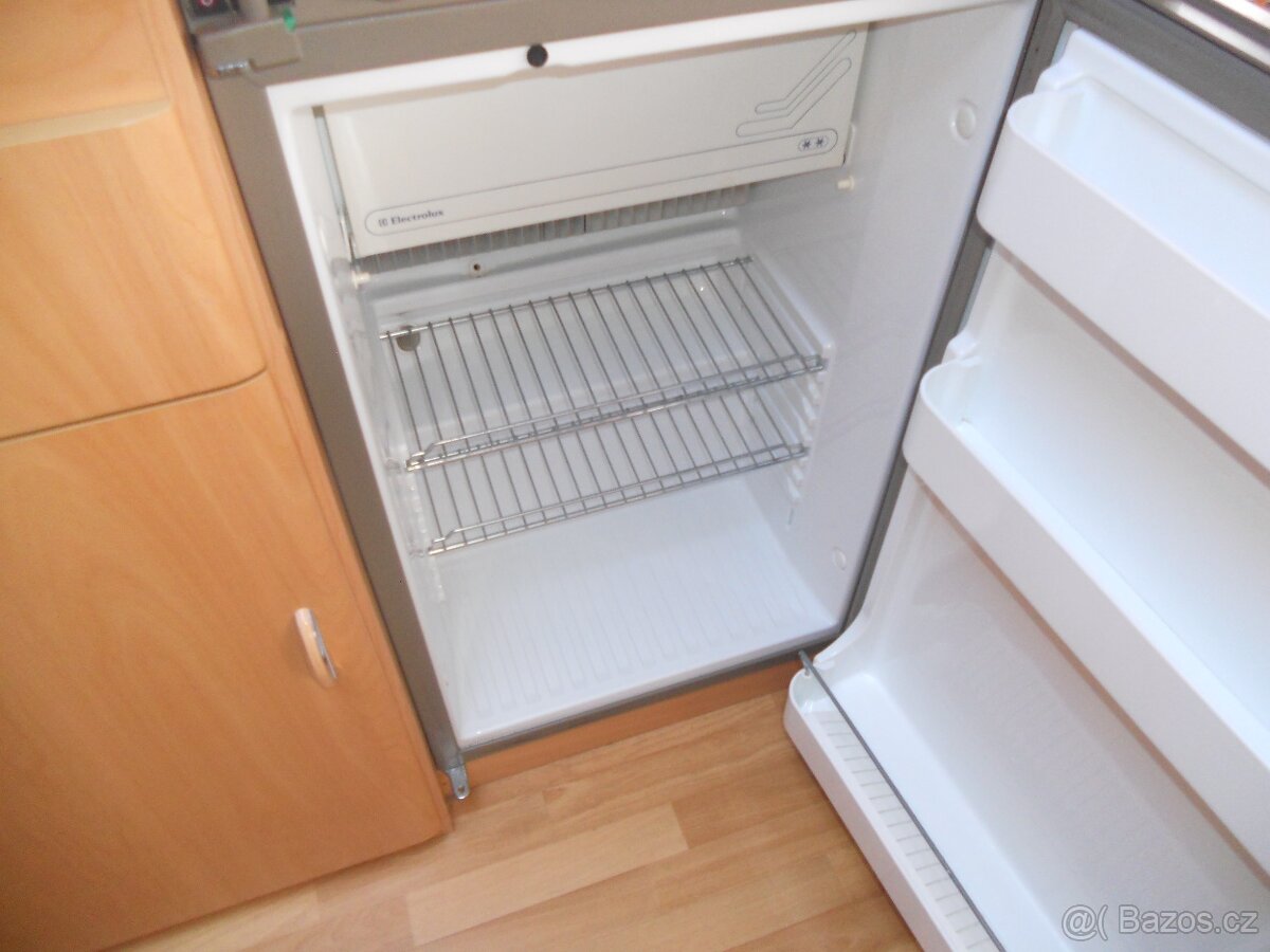 Wilk Stern 450, Mover, Bojler, Sprcha - 10