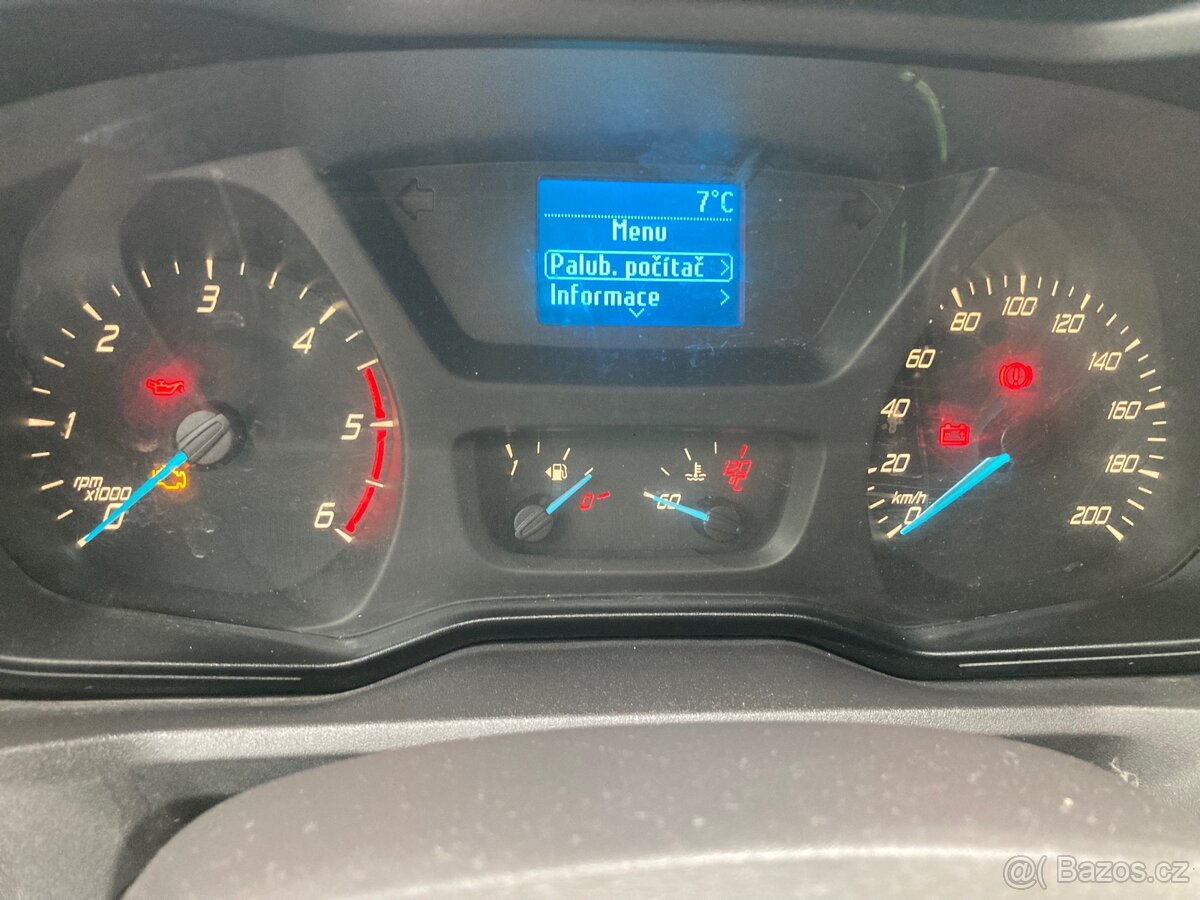 FORD TRANSIT CUSTOM - 10