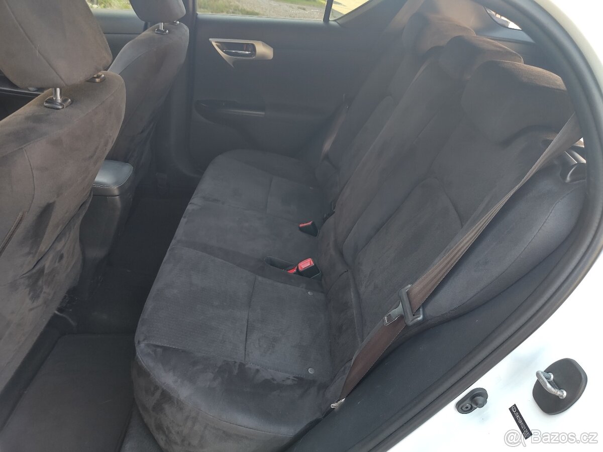 Lexus CT200h F Sport SERVIS 50t: new Kola,Pneu,Brzdy,Olej - 10