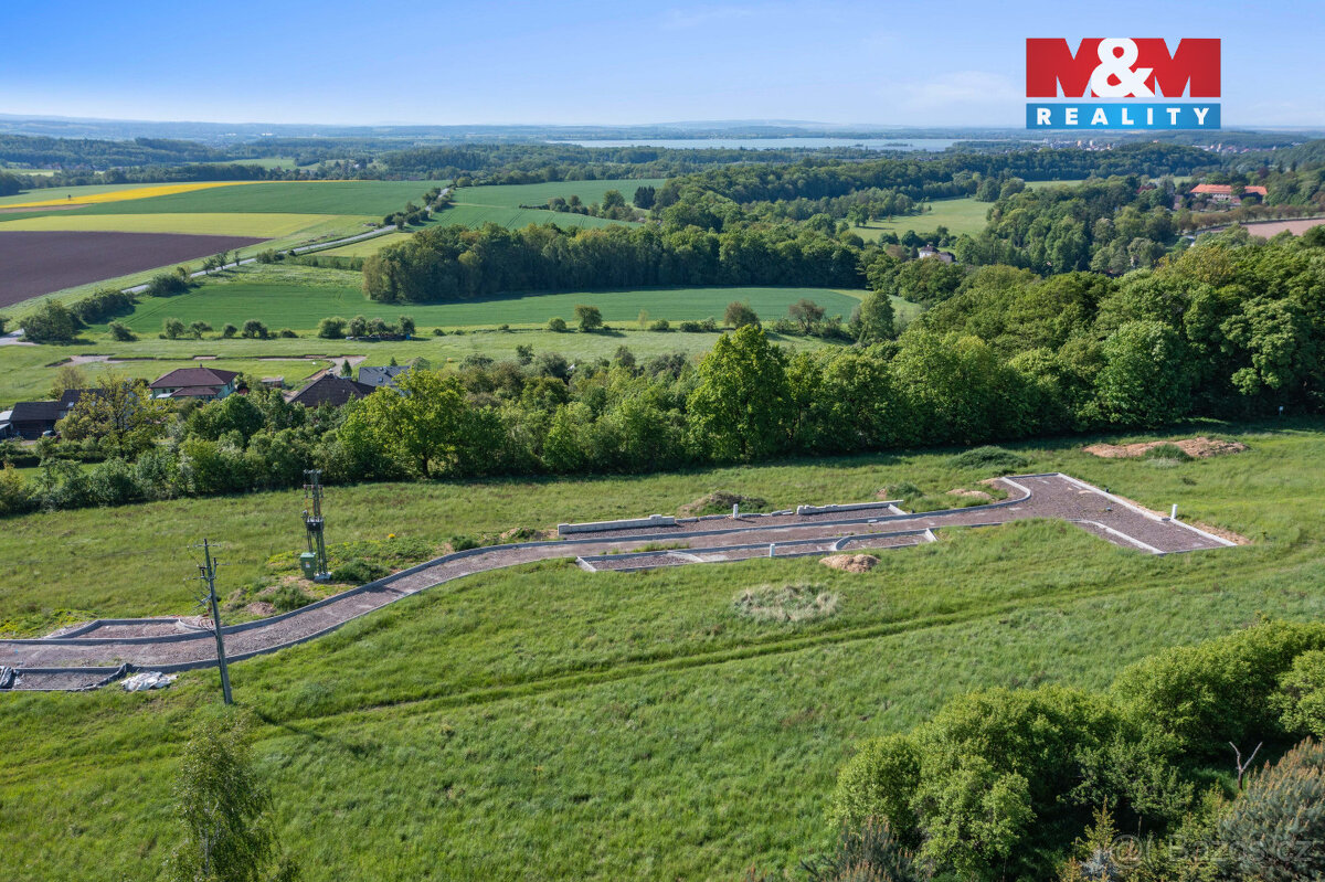 Prodej pozemku k bydlení, 1547 m², Žernov, ul. Žernov - 10