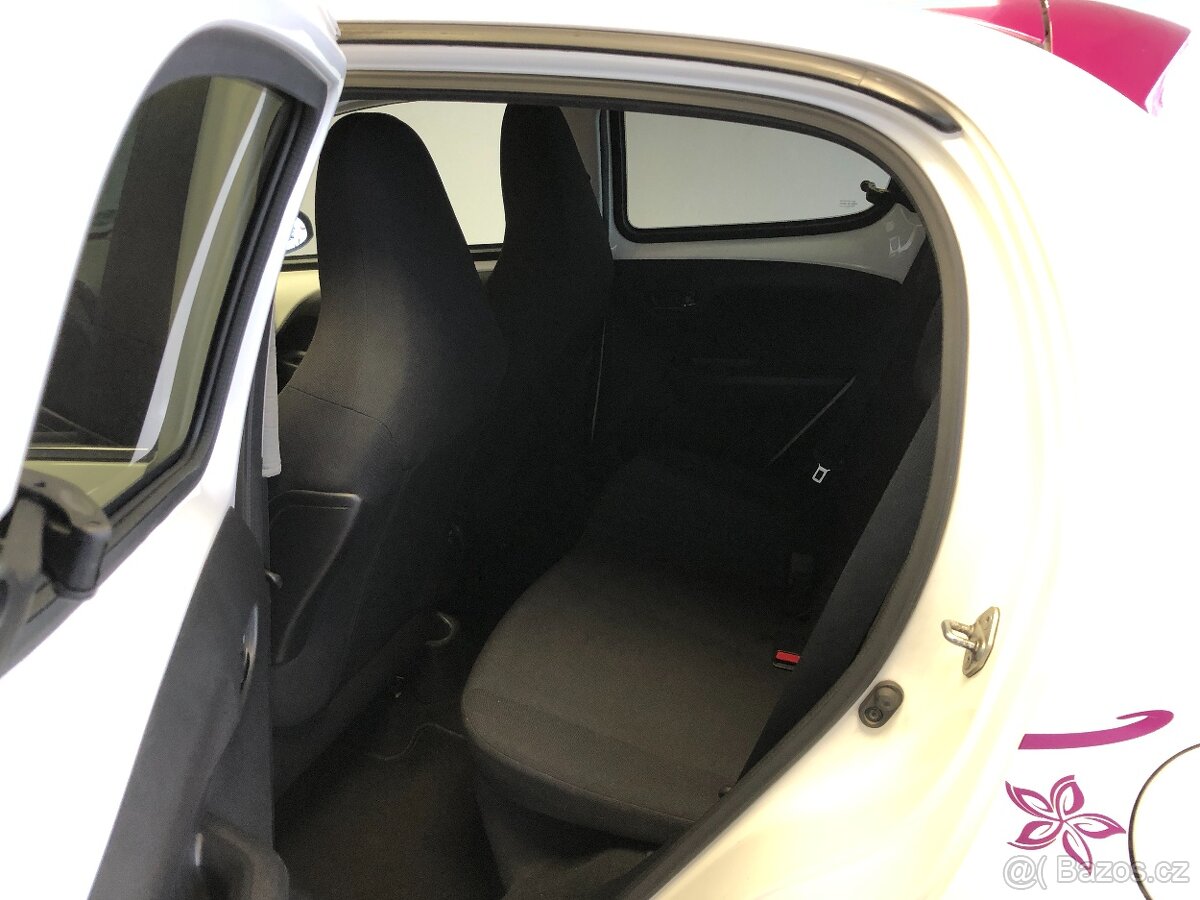 PEUGEOT 107 1.2 VT-I - 10