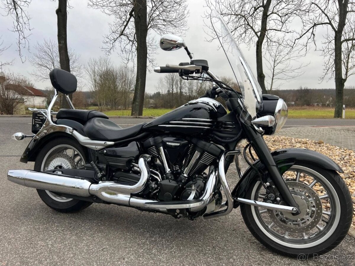 Yamaha XV 1900 A Midnight Star - 10