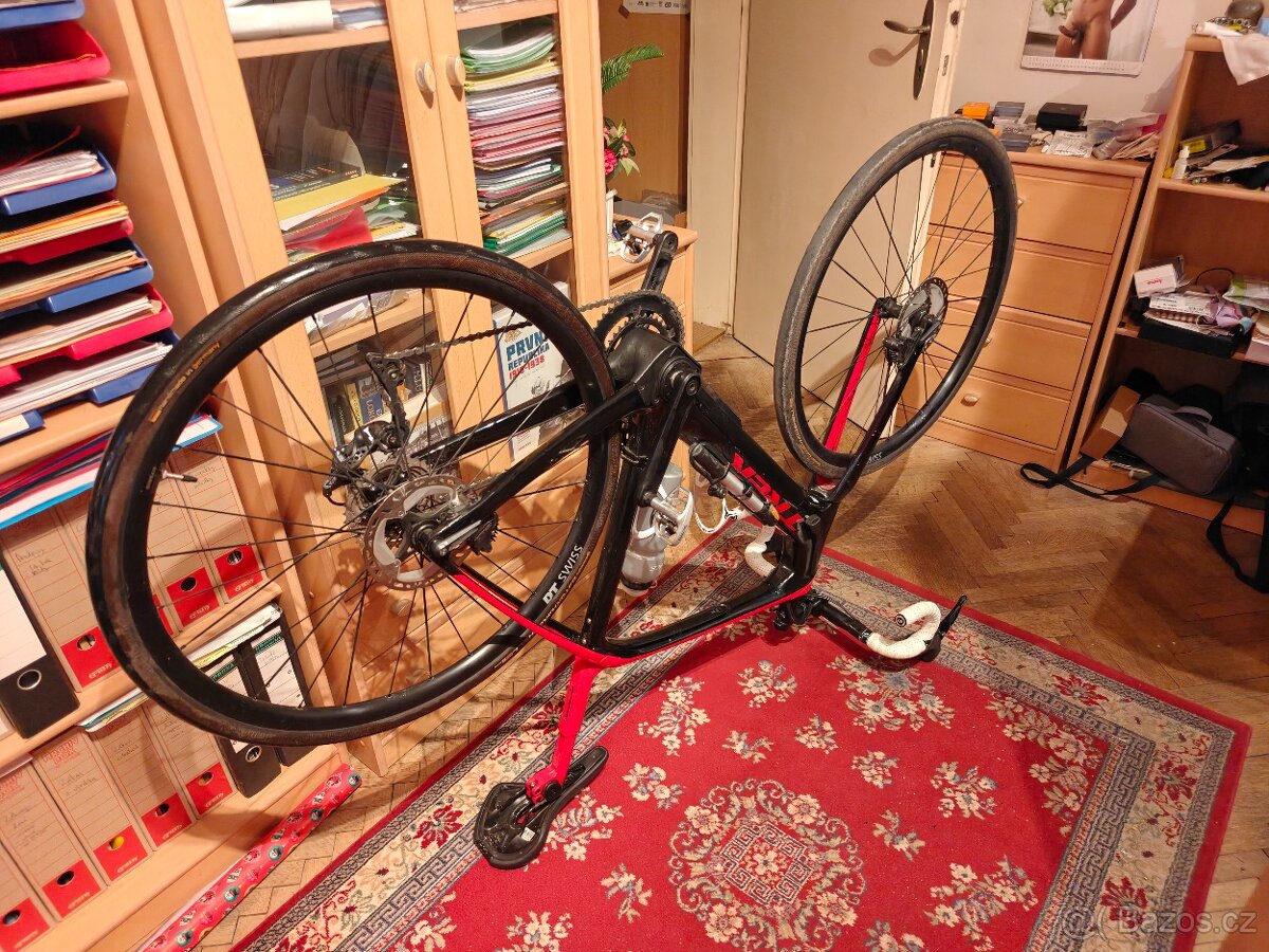 Silniční elektrokolo Trek Domane+ LT - 10