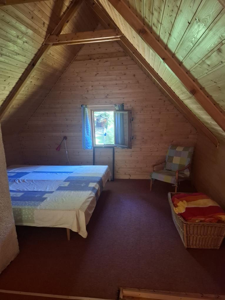 Chata 62m², pozemek 416 m² u Hradce n. Moravicí - 10