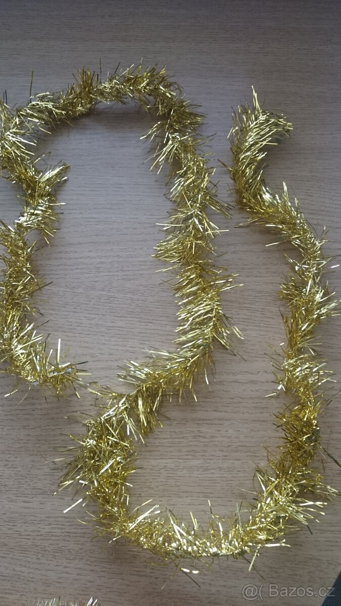 Vánoční ubrusy, baňky, svíčky, svícny,... - retro. - 10