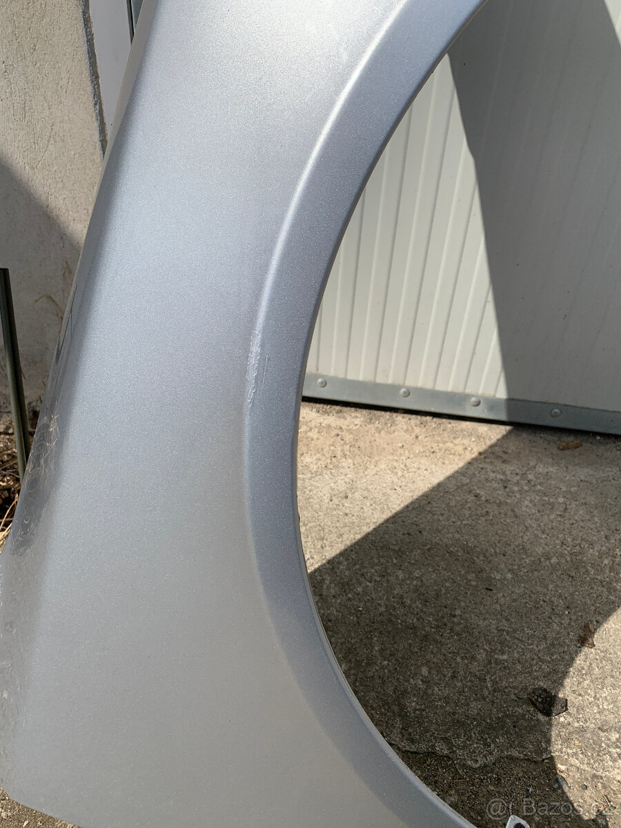 predni blatnik skoda octavia II 2 pravy stribrny - 10