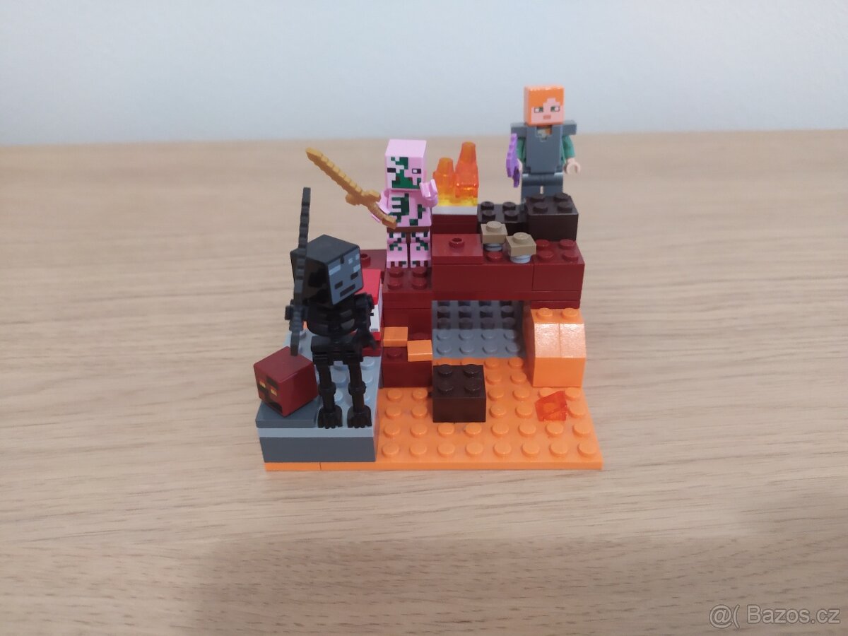 Lego Minecraft vesnice 21138 - 21145, 8 stavebnic - 10