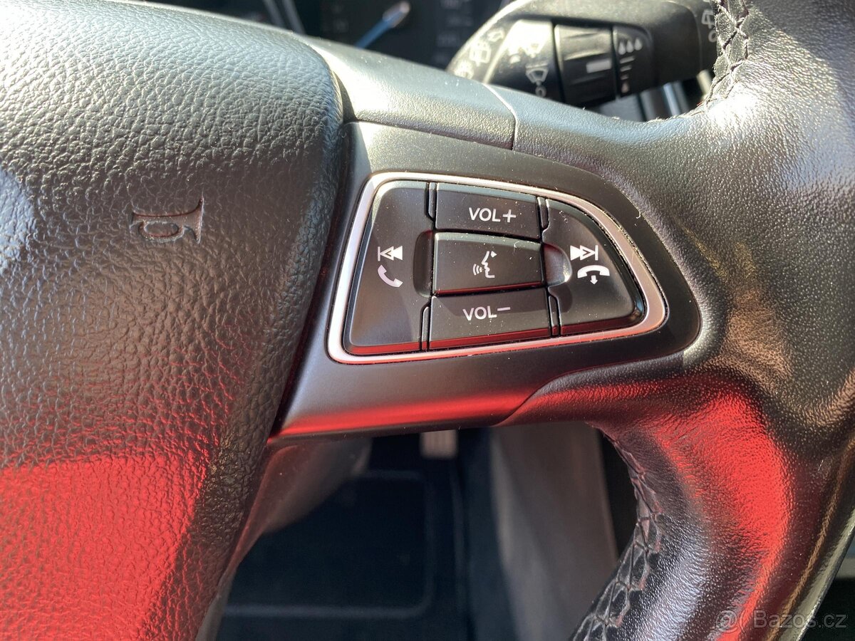 Ford Focus 1.5 TDCi , 88 kW nafta, 2015 - 10
