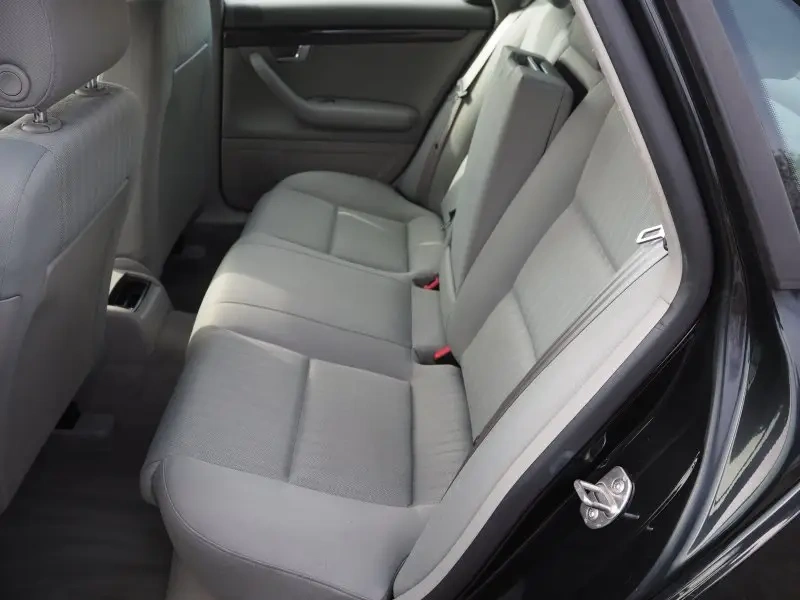 Audi A4 2,5 TDI - 10