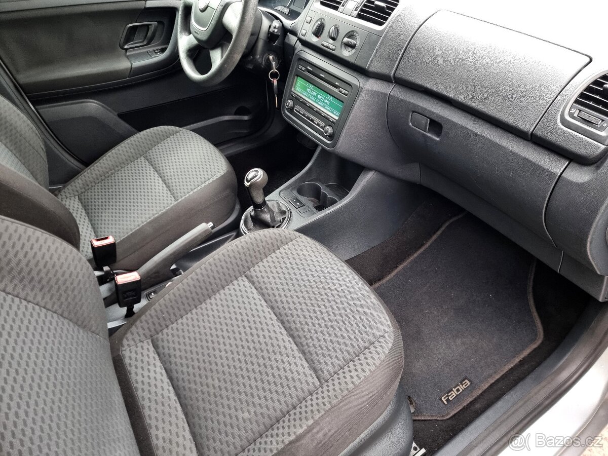 Fabia 2013 najeto 164tis Nafta 1.6tdi - 10