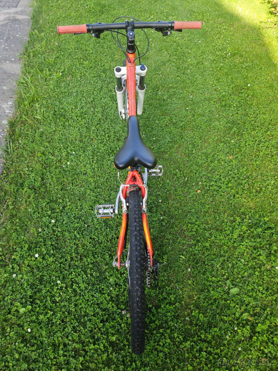 Menší 26" horské hliníkové kolo AUTHOR, rám 15" po servisu - 10