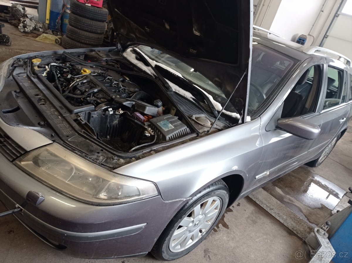 Renault Laguna 2,2dci 110kW r.v. 2003 - náhradní díly - 10