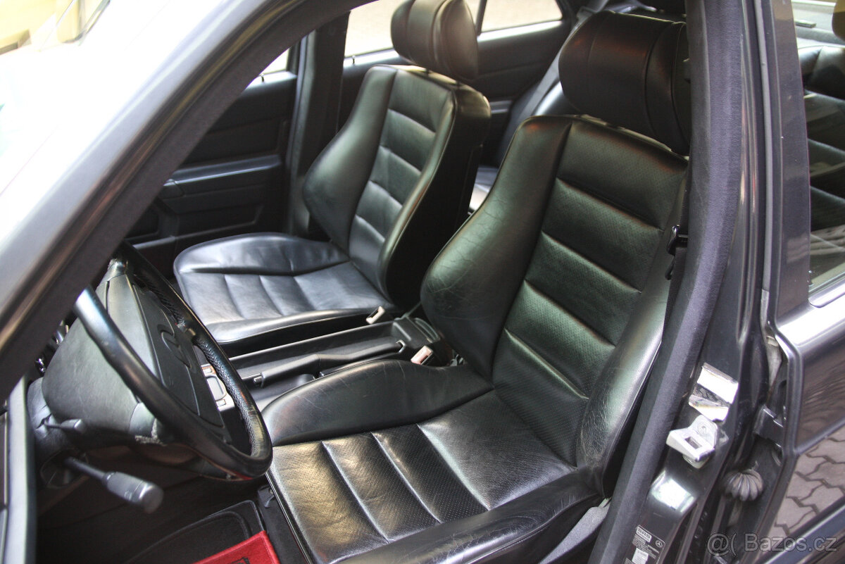 Mercedes-Benz 190 2,5 16V - 10