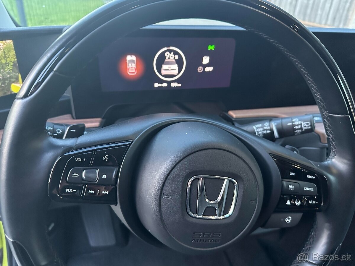 Predam Honda e - ako nova - 10