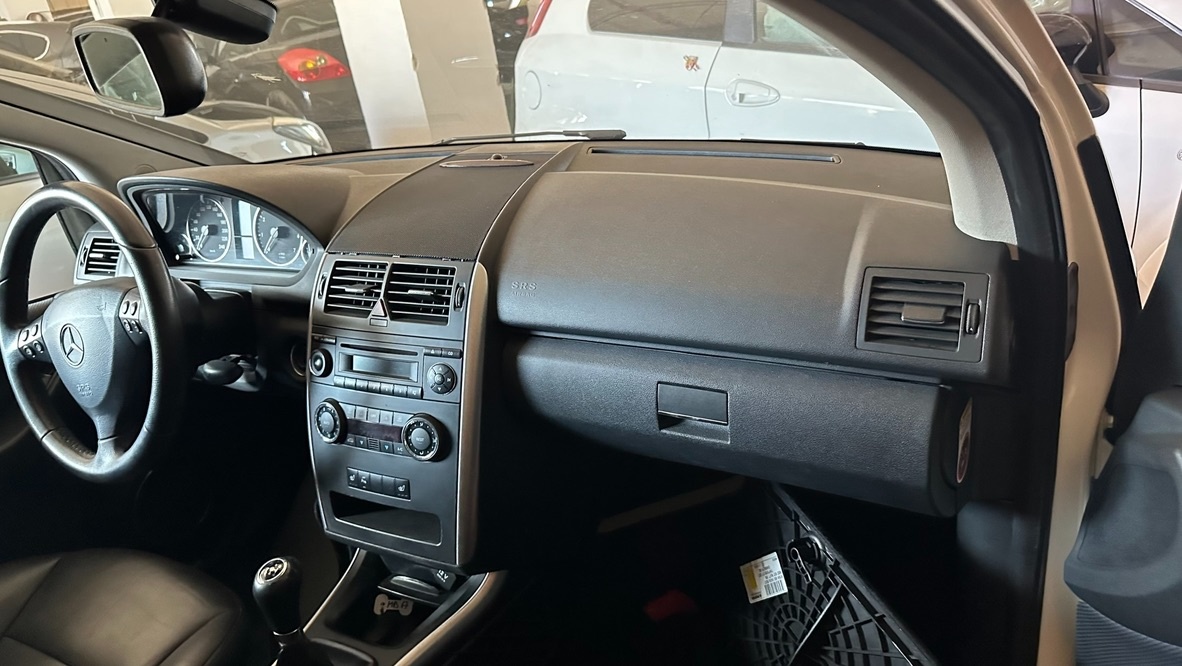 Mercedes-Benz Třídy A W169 - 10