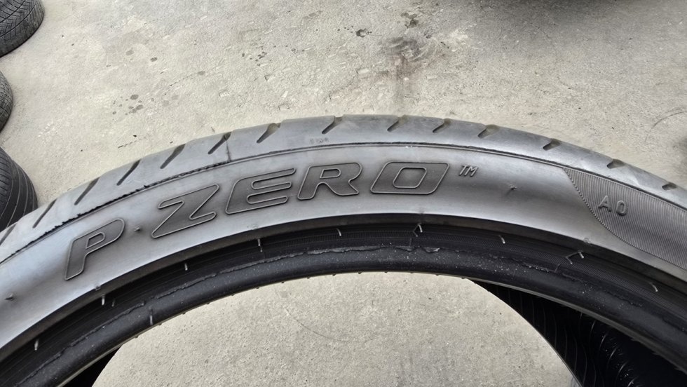 Letní pneu 255/35/20 Pirelli - 10