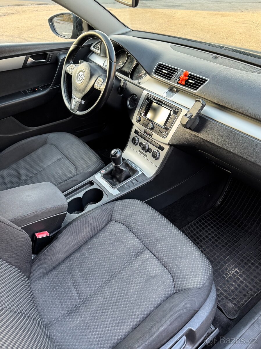 Volkswagen Passat B7 1.6TDI 2013 - 10
