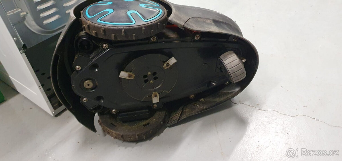 Robotická sekačka Gardena - 10
