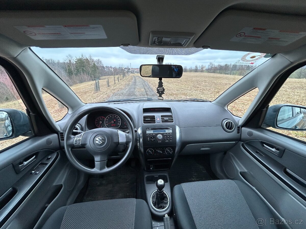 Prodám Suzuki SX4 1.6i 16V 4x4 - 10