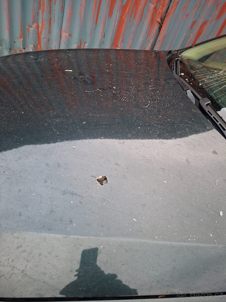 BMW e91 330d 2008 - Na náhradní díly - 10