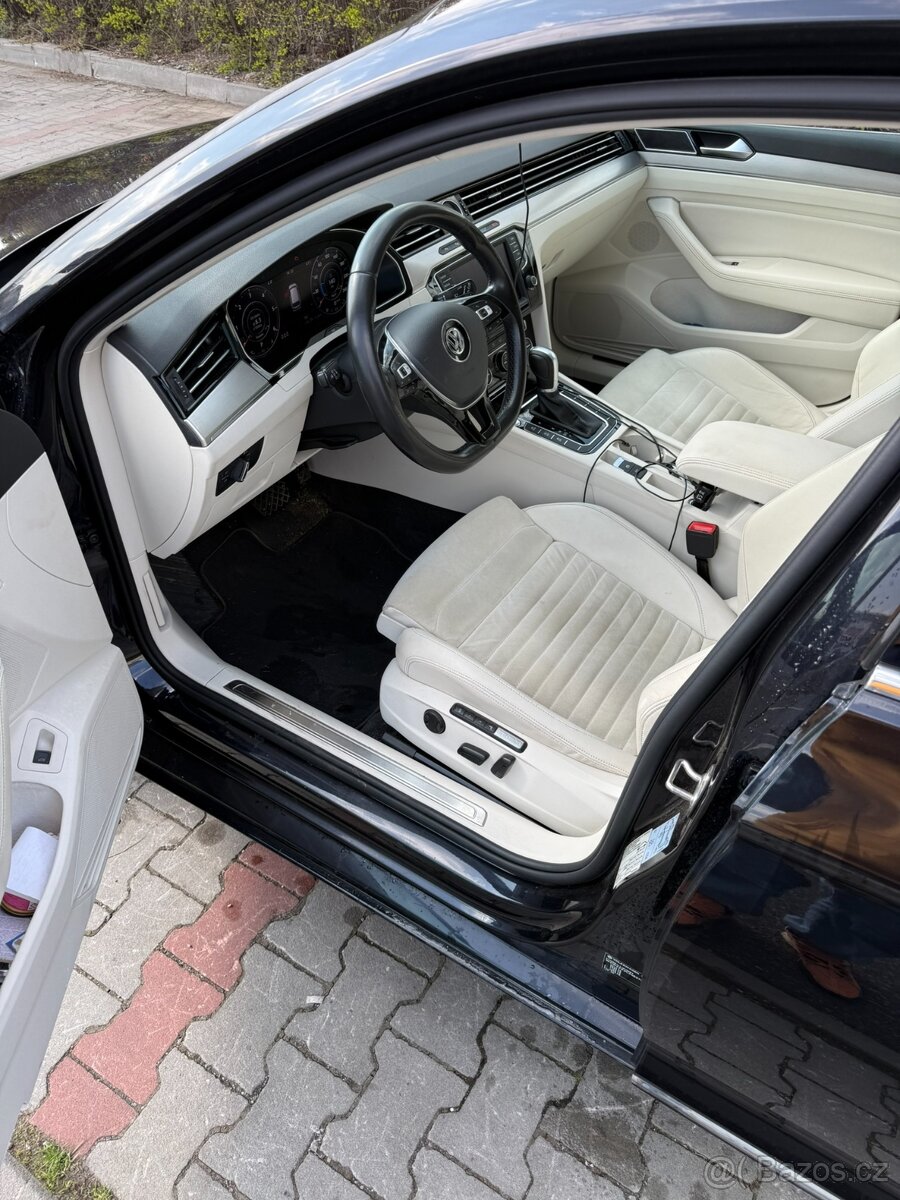 Volkswagen PASSAT 2.0 176KW biTDI 4X4 - 10