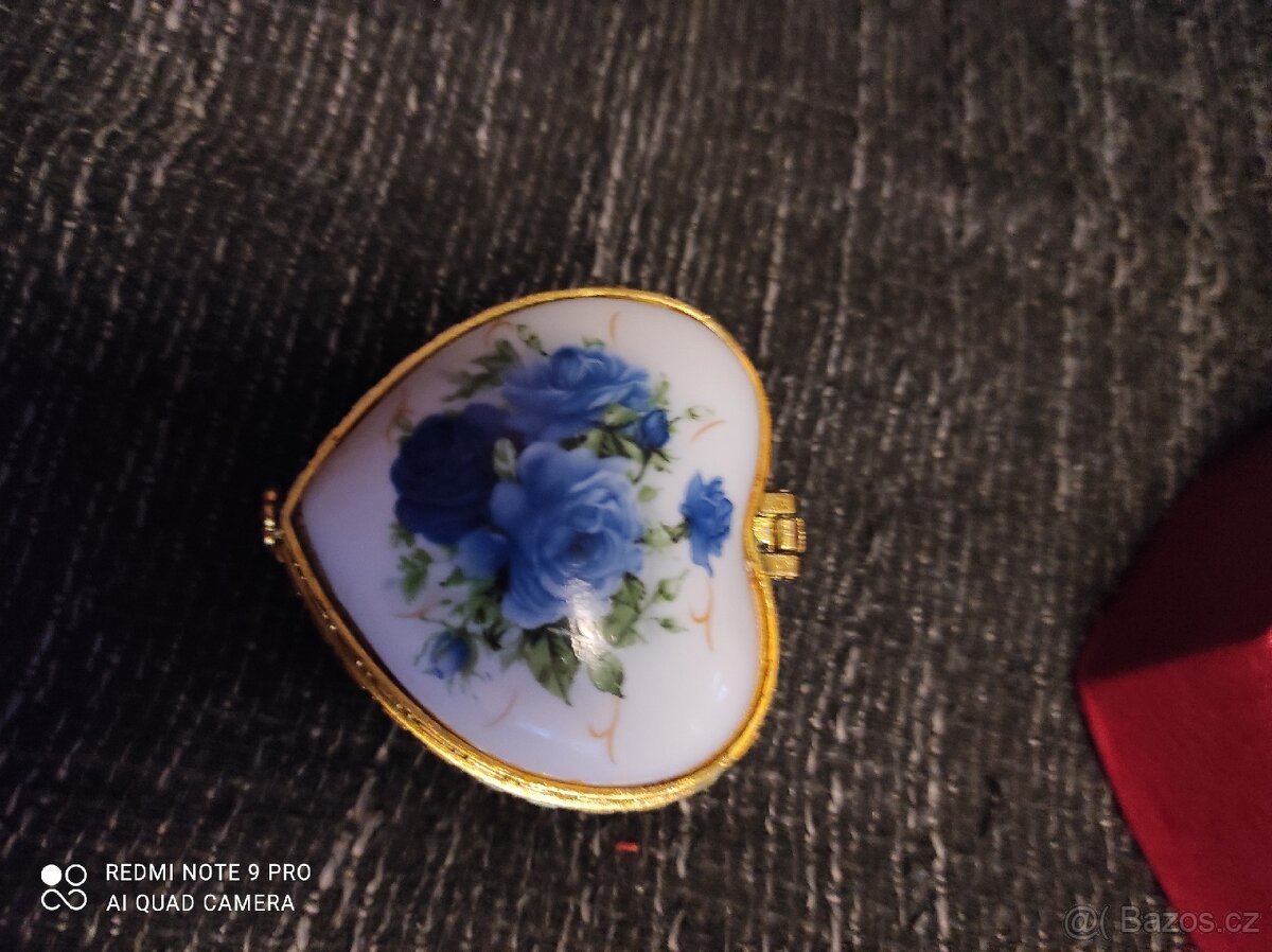 Dózy na šperky dárkové balení - 10