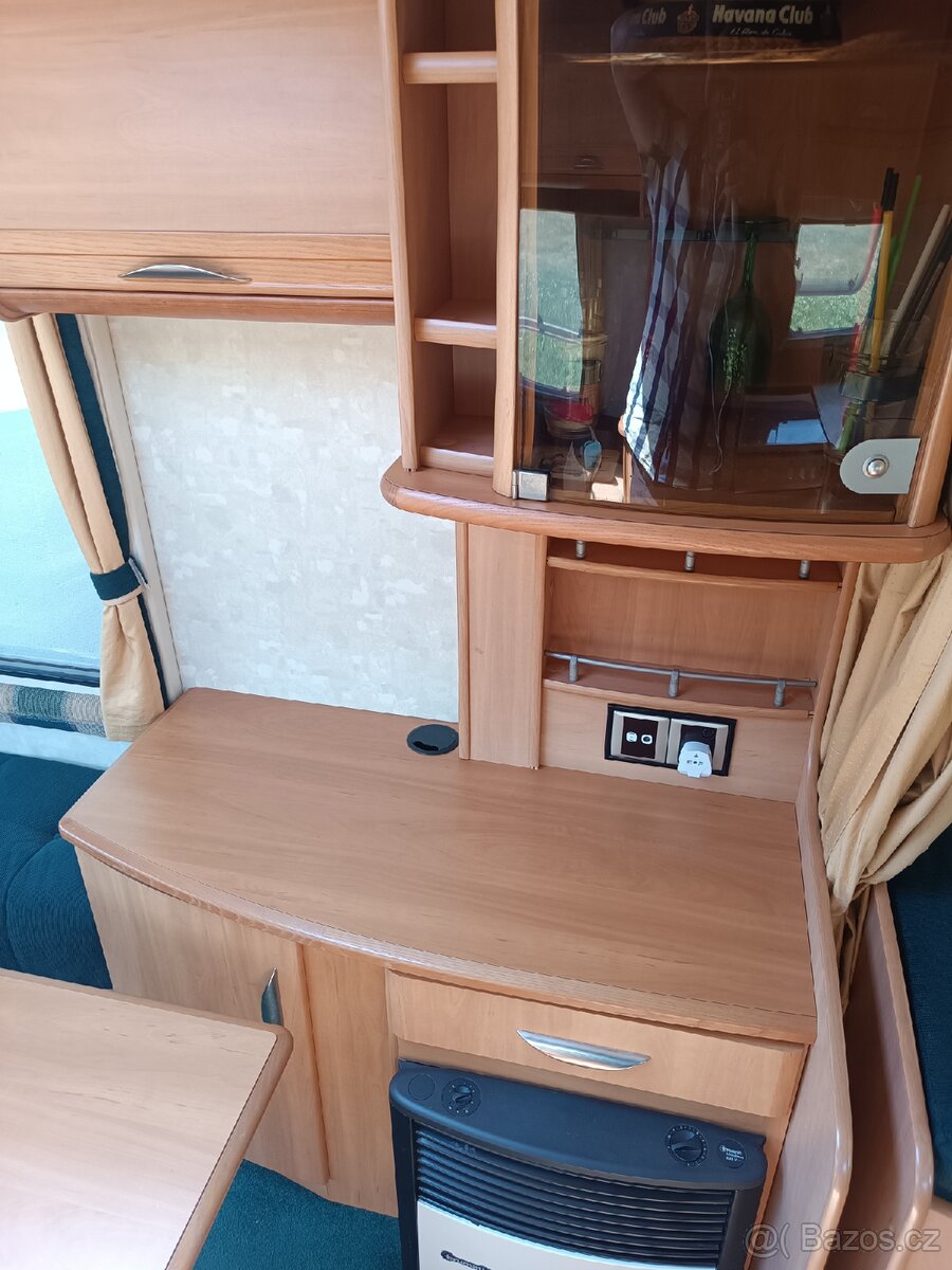 Prodám karavan Swift - 10