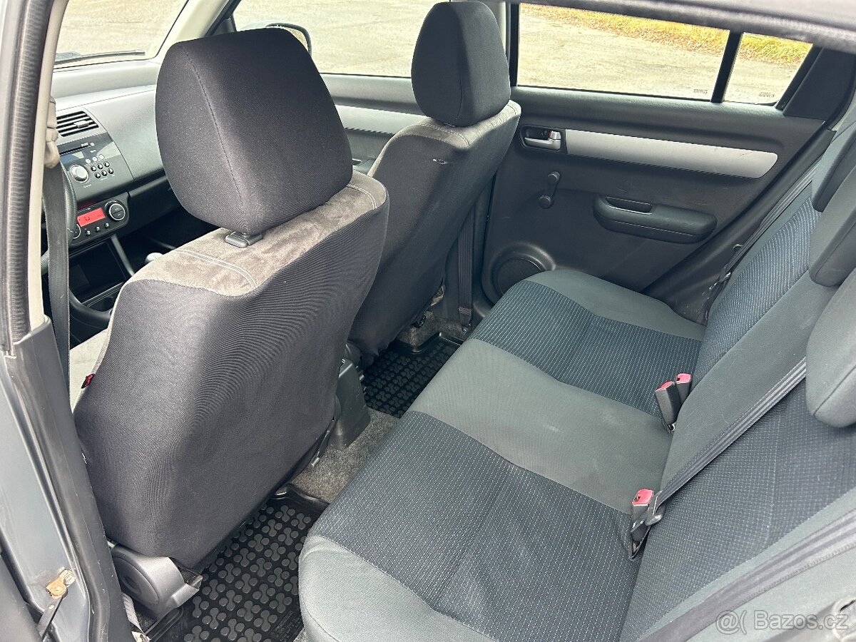 Suzuki Swift 1.3i 2007 - 10