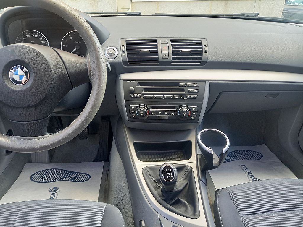 BMW Řada 118d klima+SERVIS+154000km - 10
