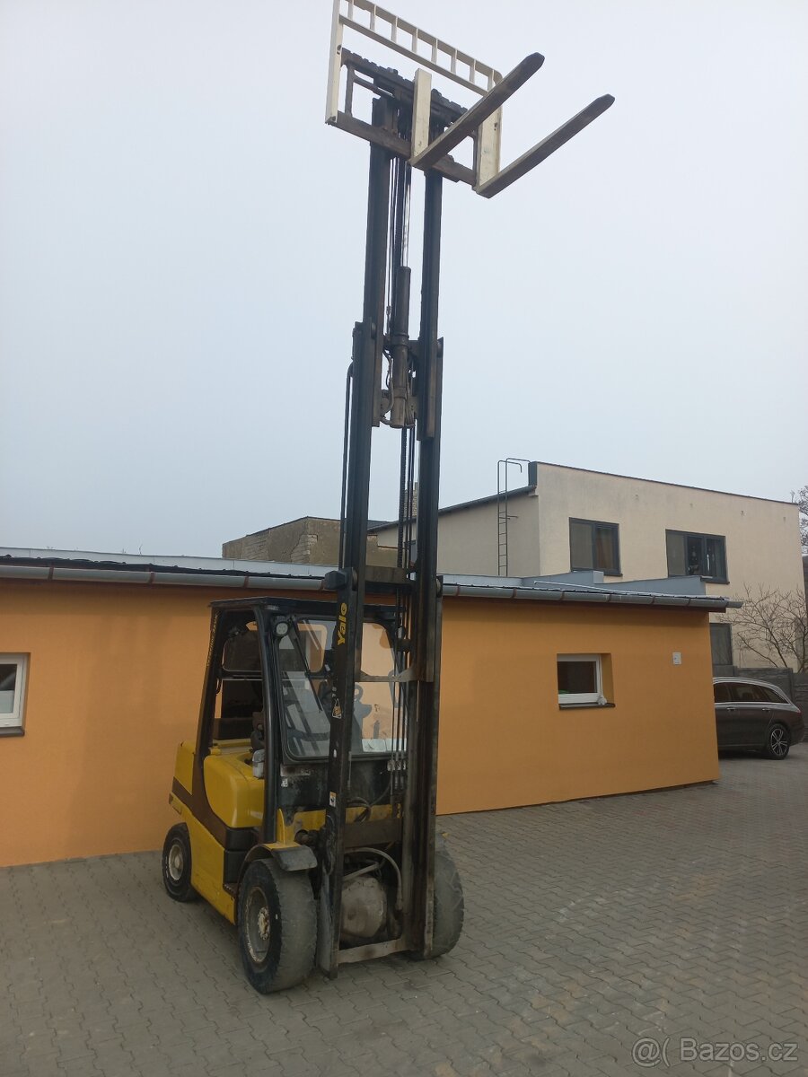 Vysokozdvižný vozík Yale GDP35VX - 10