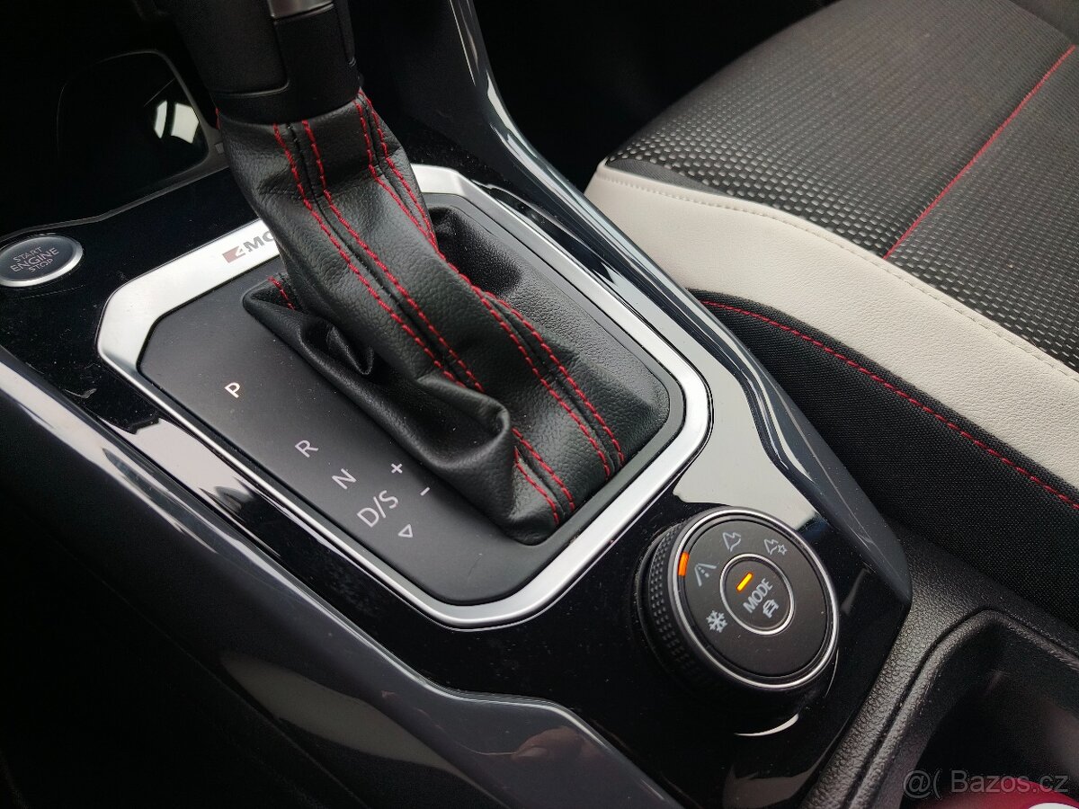 VW T-ROC Sport 4x4 DSG7 Výbava, ALU kola 19 + 17 zimní - 10