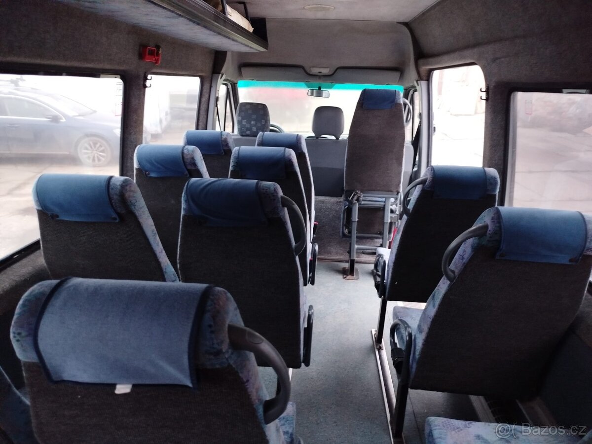 Mercedes Sprinter 413CDi 20+1 - 10