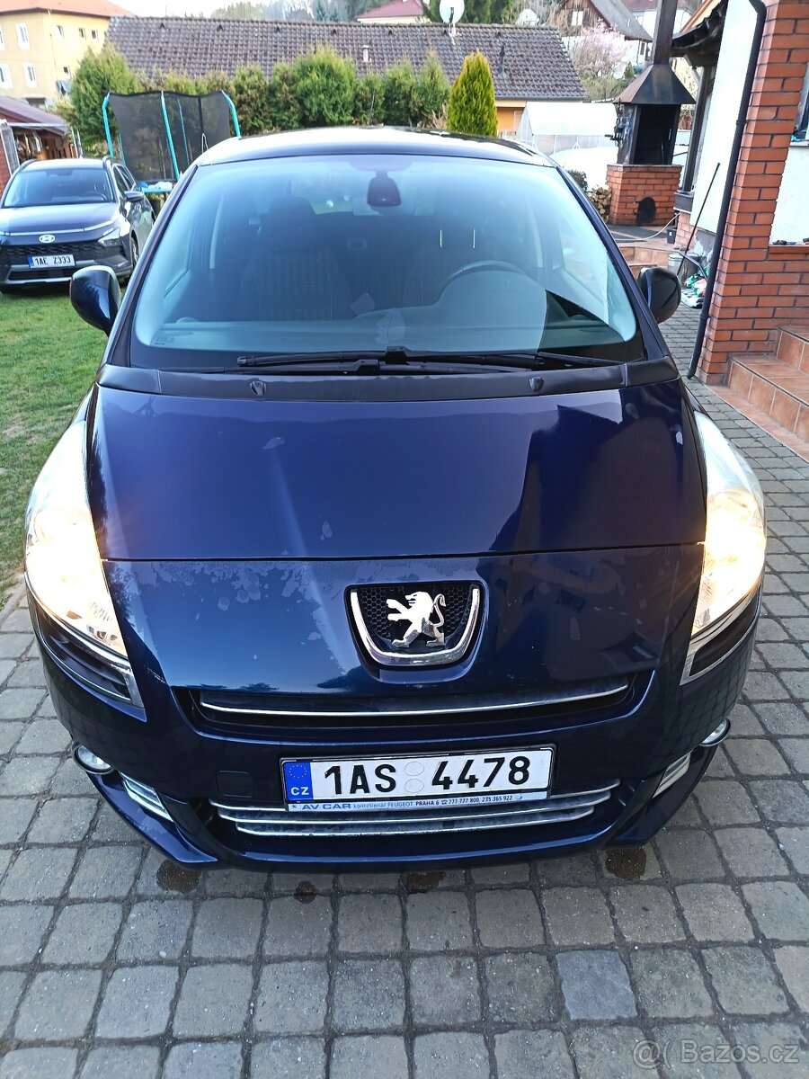 Peugeot 5008 - 10