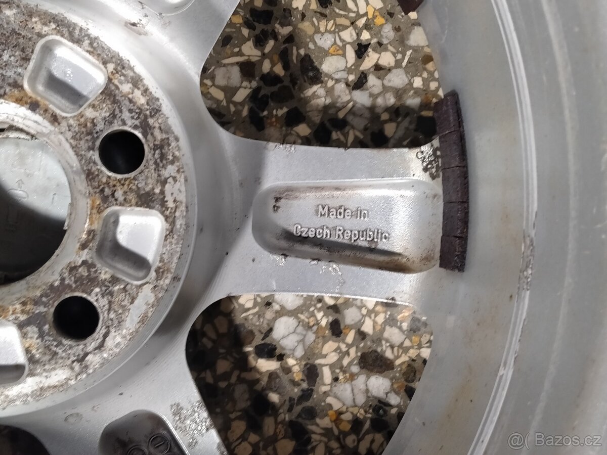 Alu disky originál Škoda 6,5J x 15 H2, 5x100, ET 43 - 10