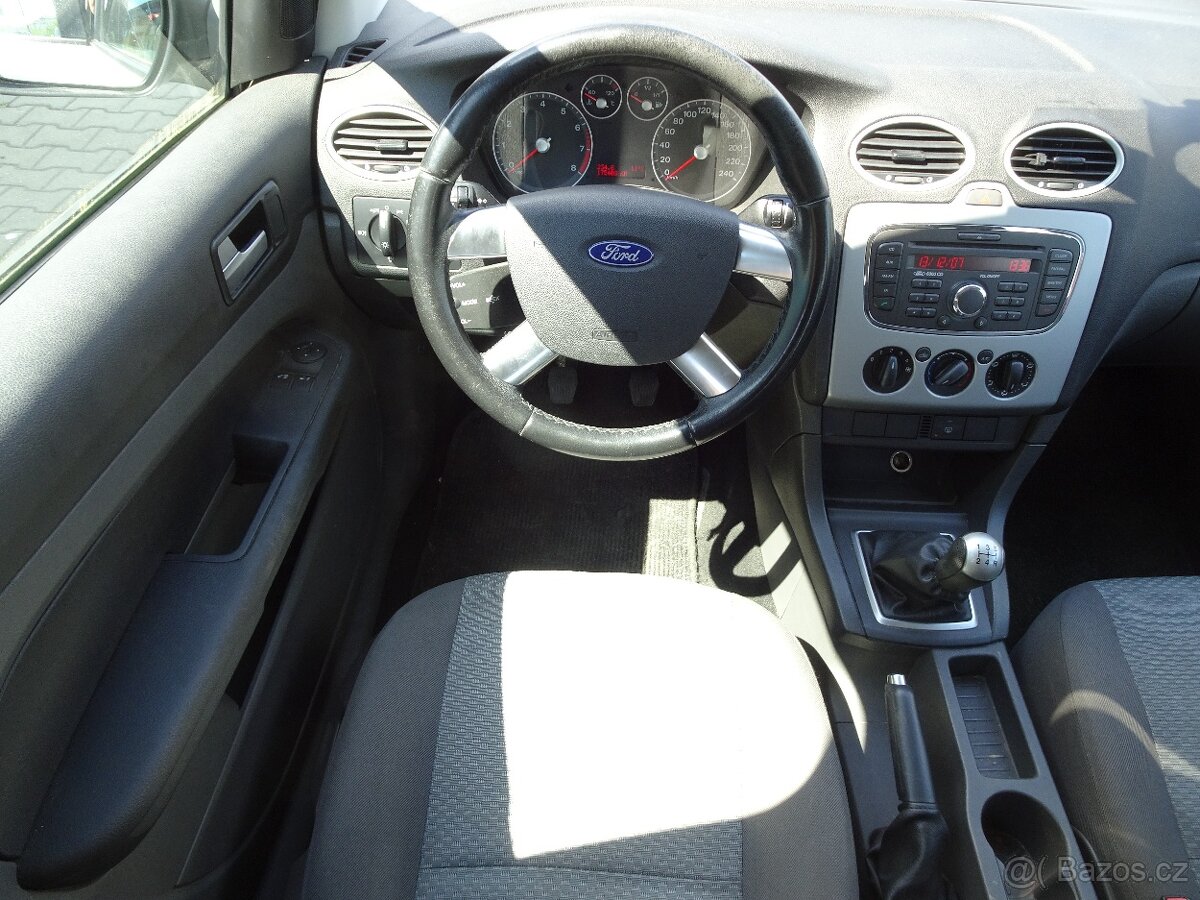 Ford Focus 1.6i 16V Combi - 10