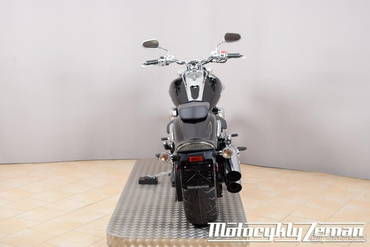 Yamaha XV 1900 Raider S 2012 - 10
