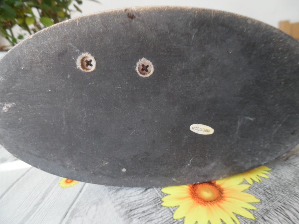 Stará panenka na podstavci/ I Vyměním za knížky - 10