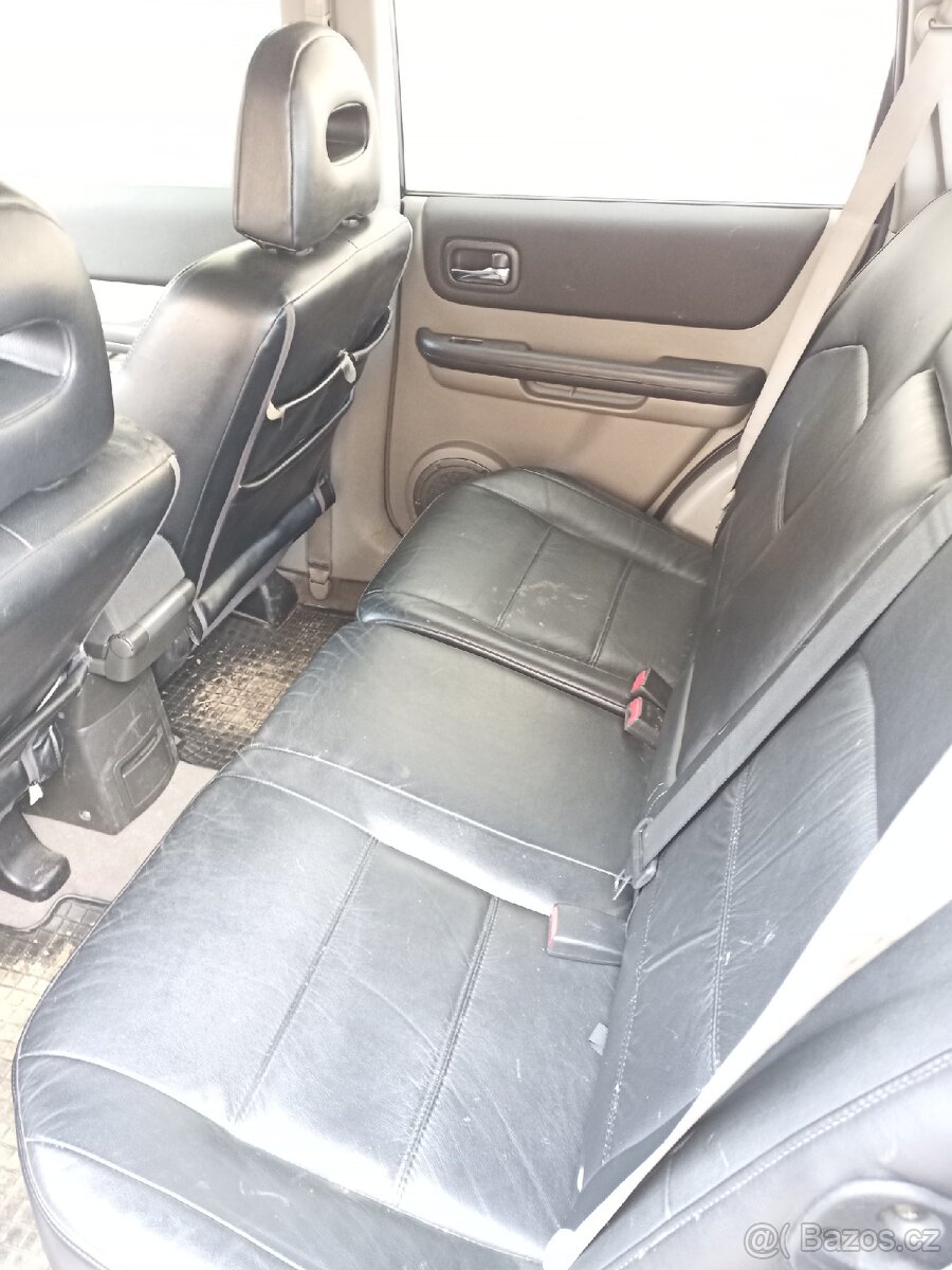 Nissan x-trail - 10