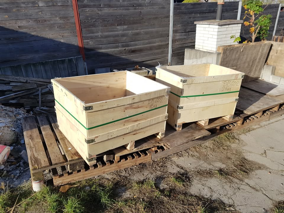 Bedny na skladování čehokoliv - 10