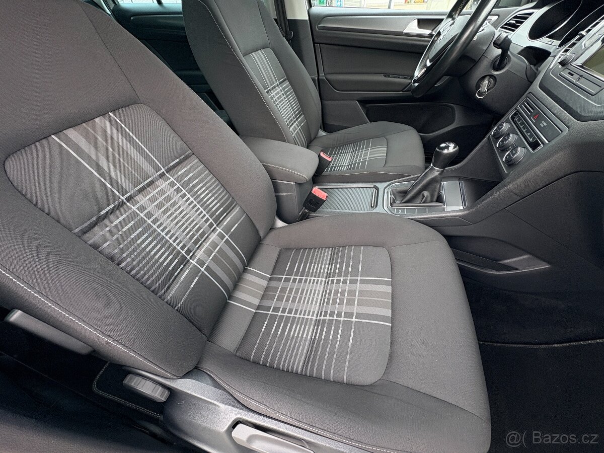 VW Golf 7 SPORTSVAN LOUNGE 2.0 Tdi 110kw/150ps Závěs Alu - 10