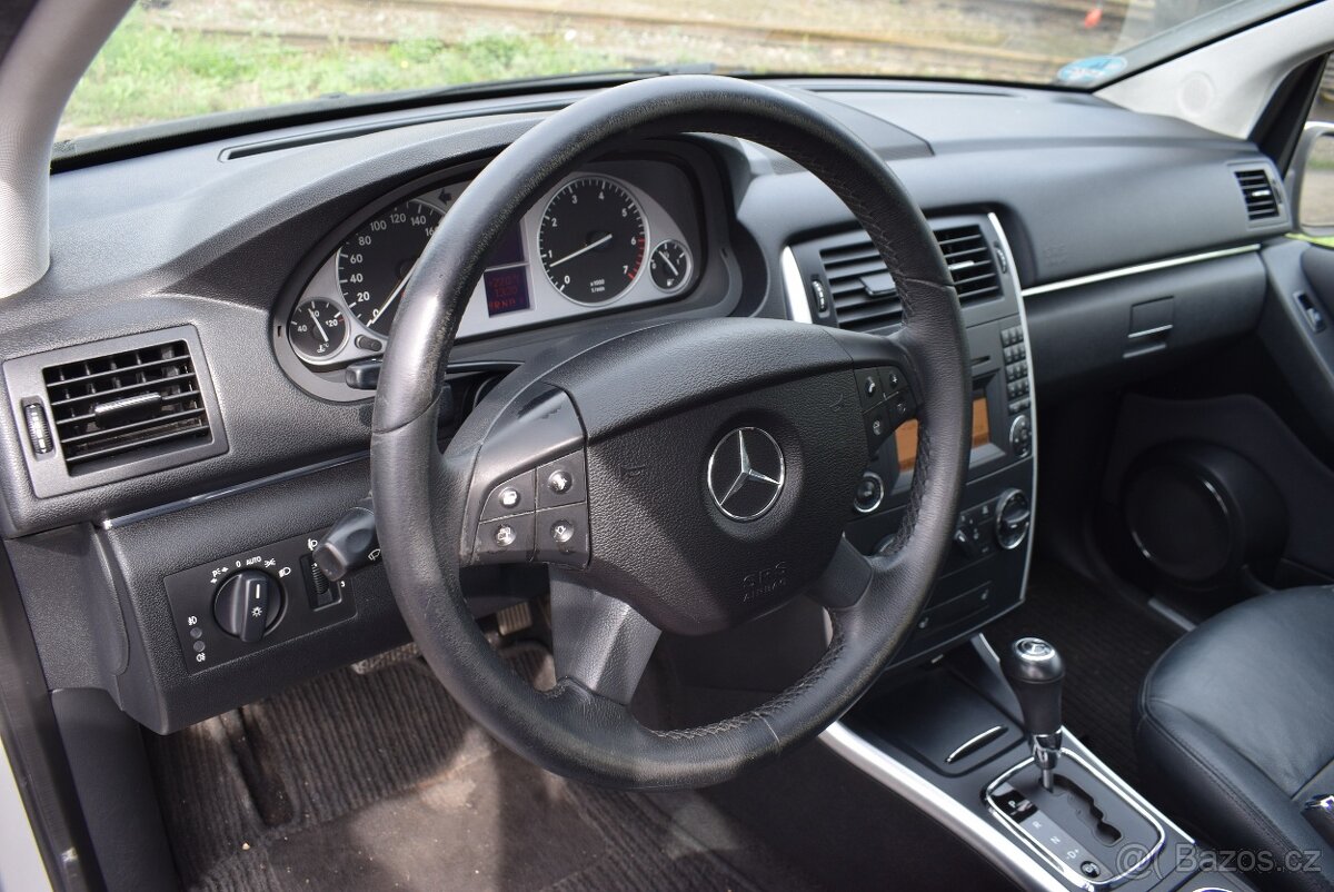 Mercedes Benz B150 AUTOMAT,PO SERVISU - 10