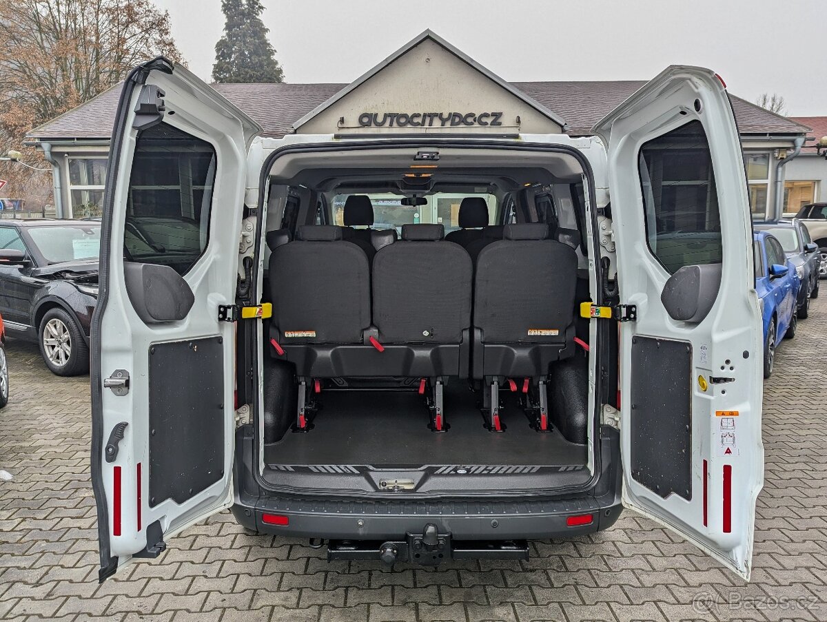 Ford Transit Custom 2.2 TDCi 8 MÍST, TEMPOMAT, PDC - 10