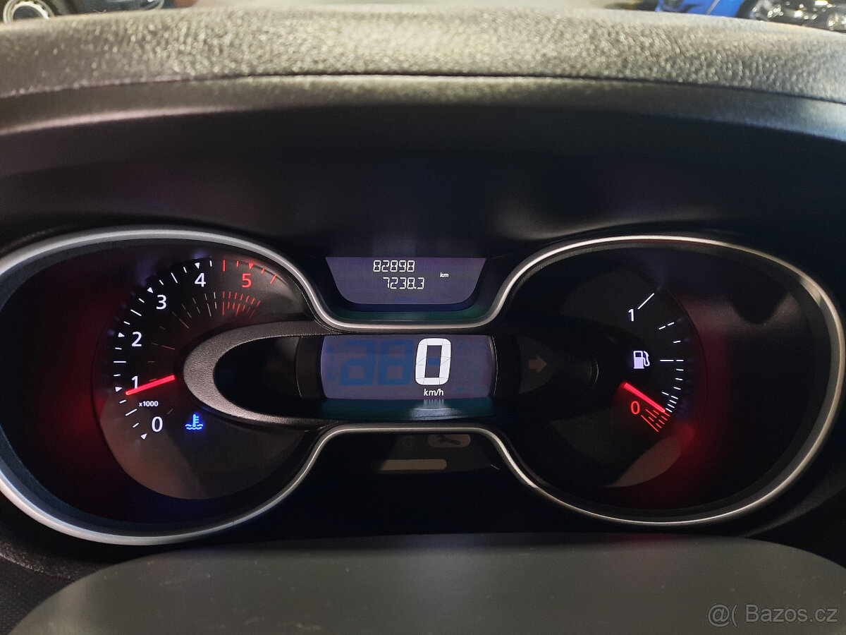 Renault Trafic 2,0 DCi - LED, Navi, Ťažné - 10