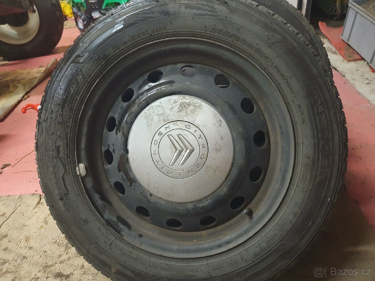 Letní sada: 215/65 R16 C 104/102 T, s disky R16, 5x108 ET42 - 10