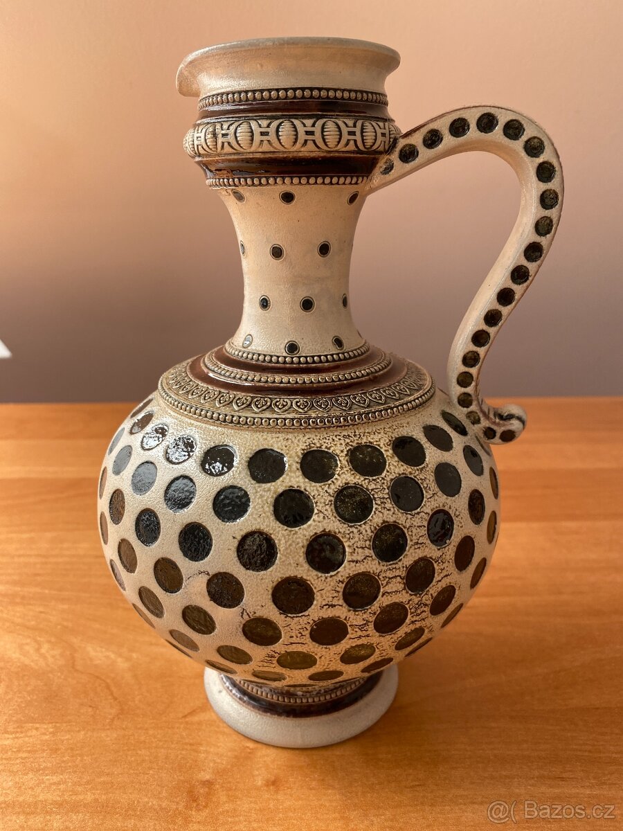 Sběratel nabízí staré keramické džbány - 10
