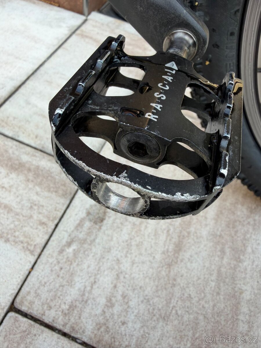 Dětské kolo RASCAL 20 - 10