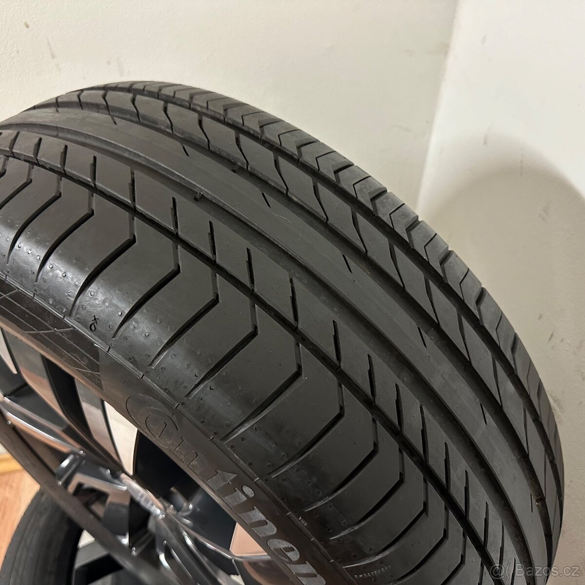 NOVÁ VW AMAROK 5x120 R18 ET45+LETNÍ 255/60R18 7,5mm - 10