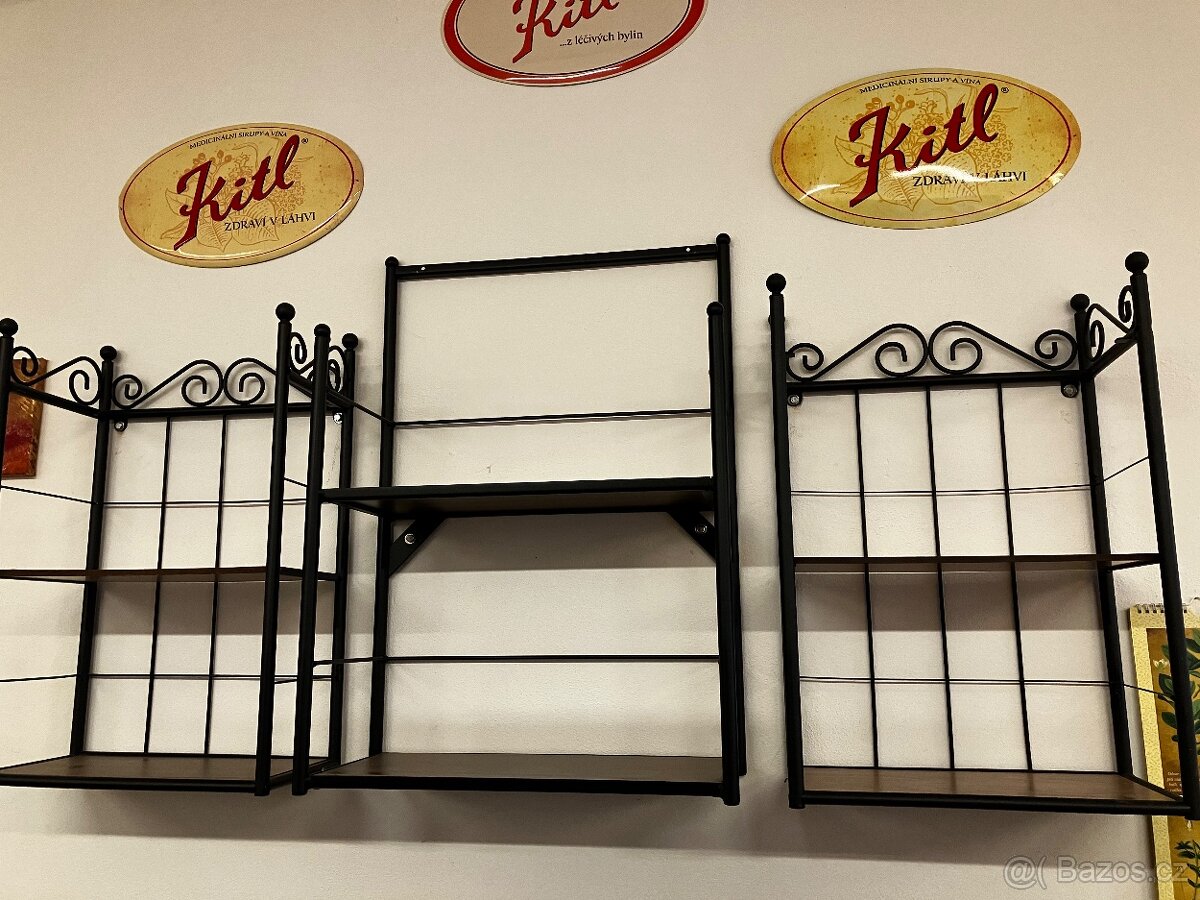 Prodám vybavení prodejny - regály, pult, atd - 10